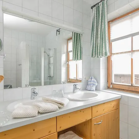 Schoenauerhof * 스칼라니첸